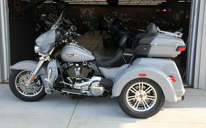 2024 Harley-Davidson Tri Glide Ultra Billiard Gray