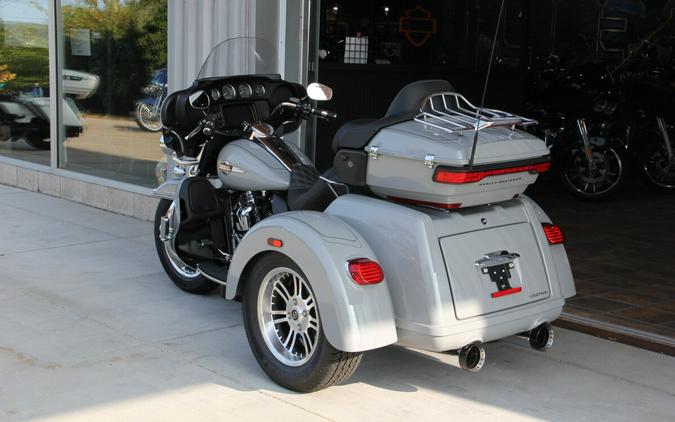 2024 Harley-Davidson Tri Glide Ultra Billiard Gray