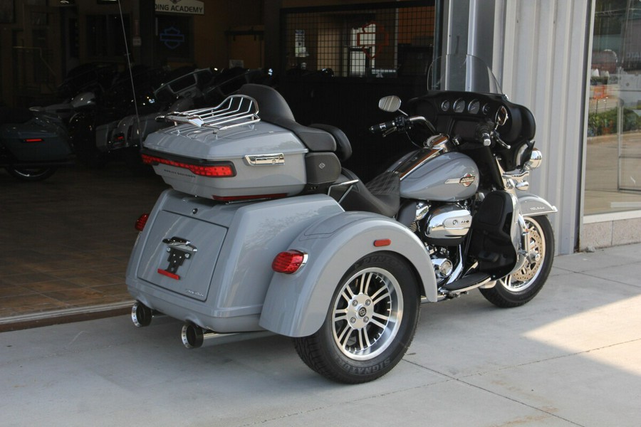 2024 Harley-Davidson Tri Glide Ultra Billiard Gray