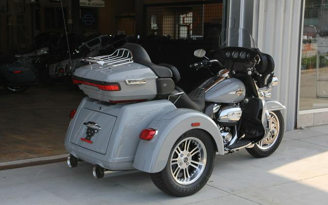 2024 Harley-Davidson Tri Glide Ultra Billiard Gray