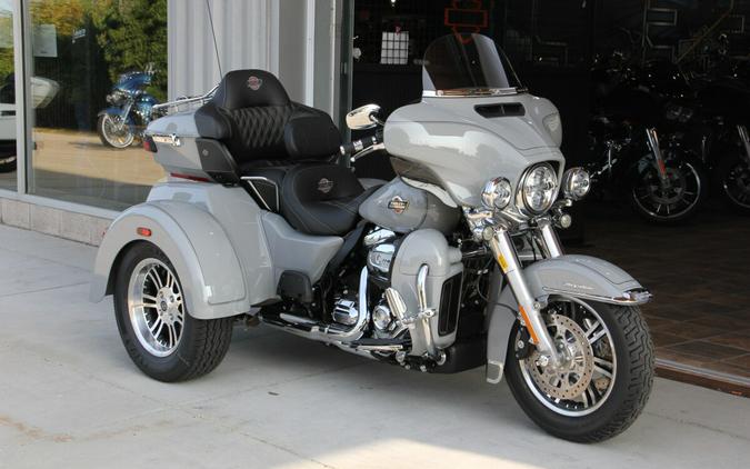 2024 Harley-Davidson Tri Glide Ultra Billiard Gray