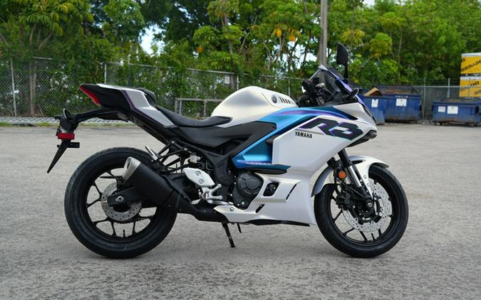 2025 Yamaha YZF R3 ABS
