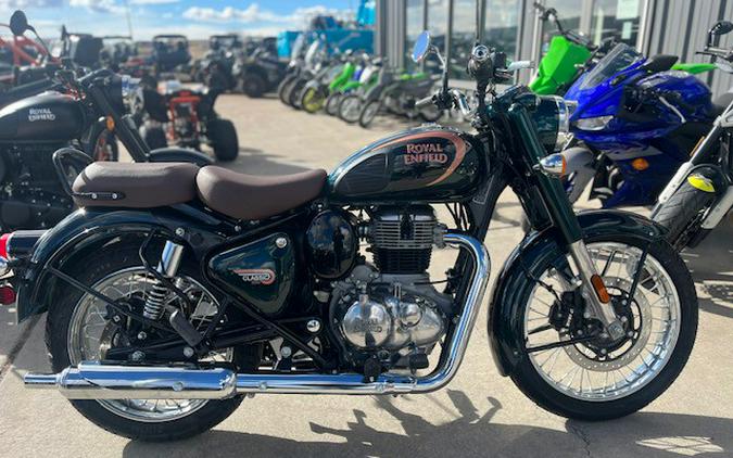 2023 Royal Enfield Classic 350 Halcyon Green