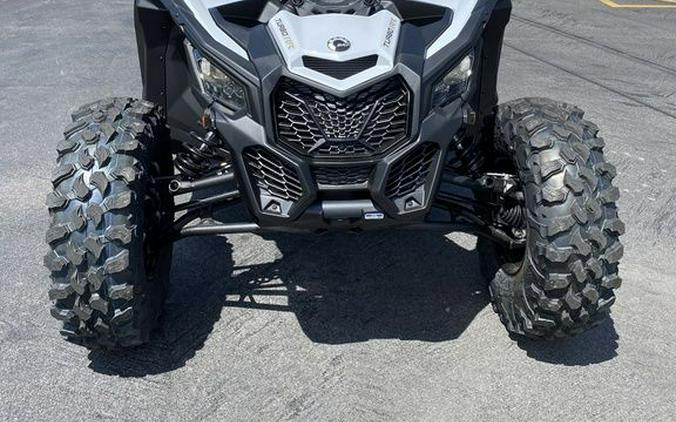 2024 Can-Am® Maverick X3 DS Turbo RR Catalyst Gray