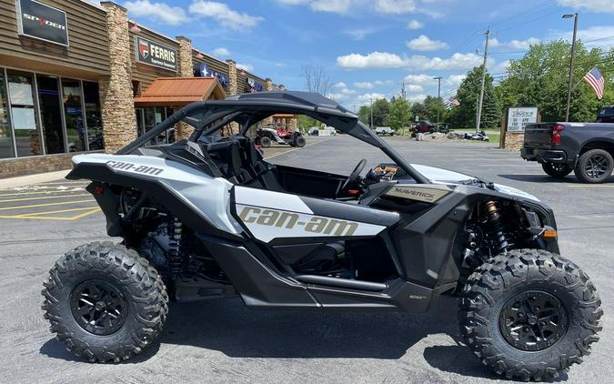 2024 Can-Am® Maverick X3 DS Turbo RR Catalyst Gray