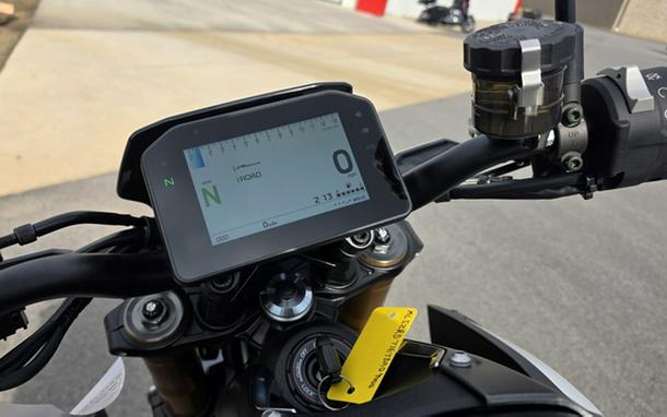 2026 Kawasaki Z900 SE ABS