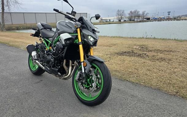 2026 Kawasaki Z900 SE ABS