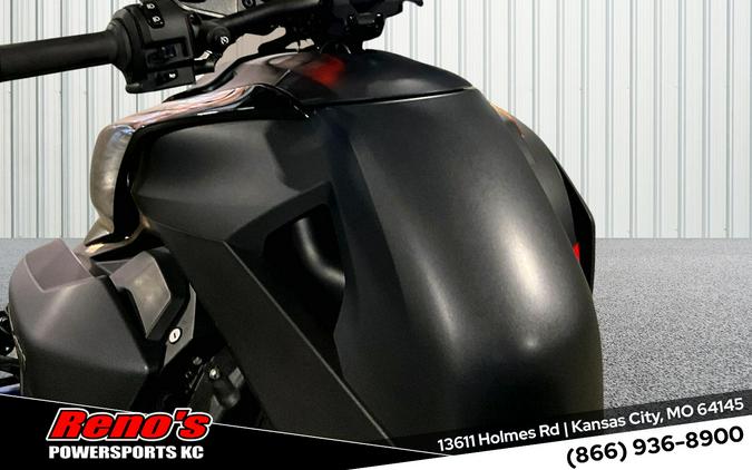 2023 Can-Am Ryker Rotax® 900 ACE™ - Classic Series