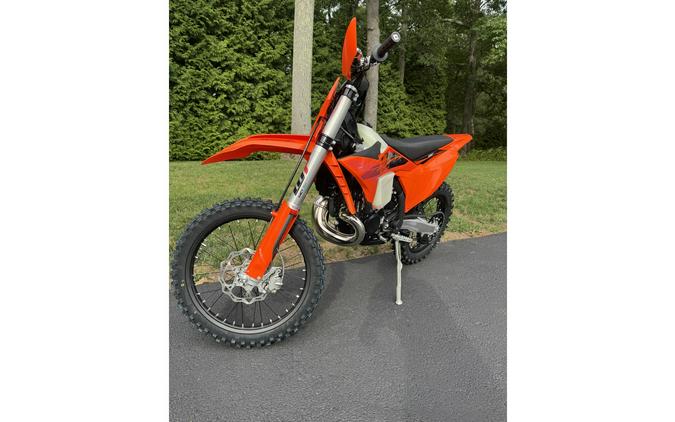 2027 250 XC - KTM