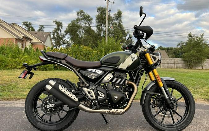 2024 Triumph Scrambler 400 X Matte Khaki Green / Fusion White