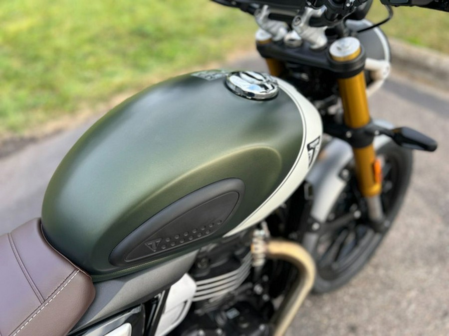 2024 Triumph Scrambler 400 X Matte Khaki Green / Fusion White