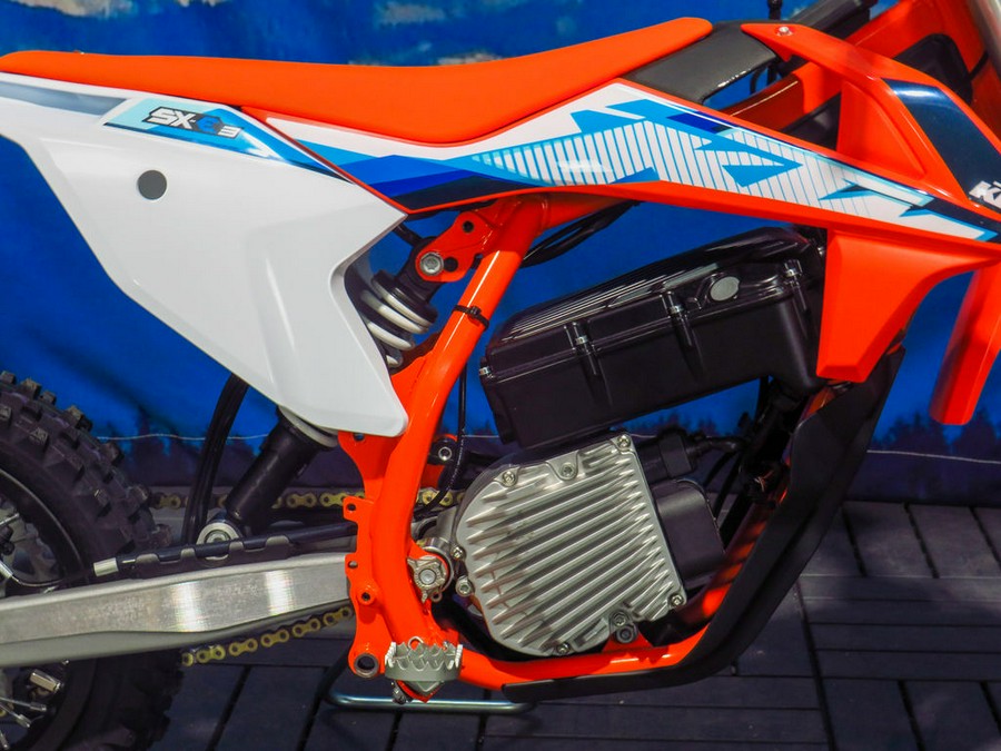 2024 KTM SX-E 3