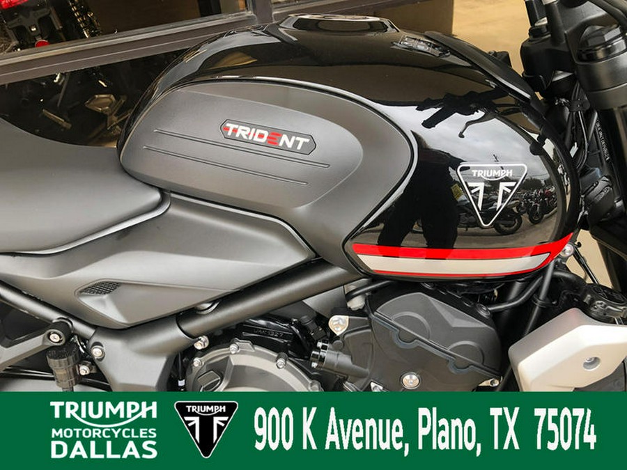 2025 Triumph Trident 660 Jet Black