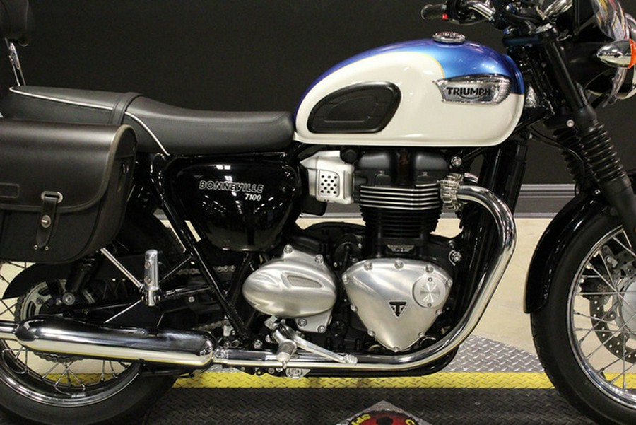 2019 Triumph Bonneville T100 Fusion White and Aegean Blue