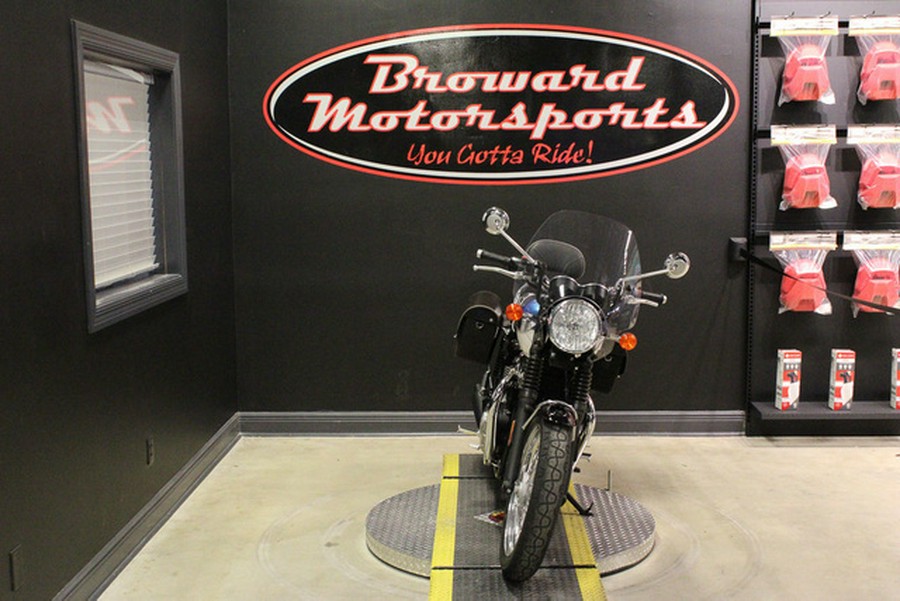 2019 Triumph Bonneville T100 Fusion White and Aegean Blue