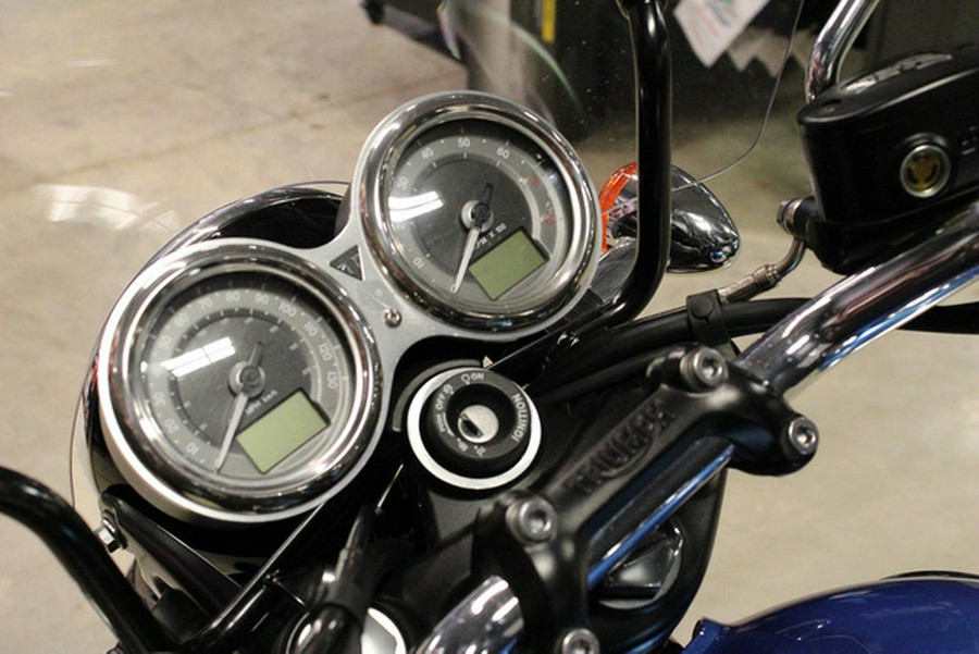 2019 Triumph Bonneville T100 Fusion White and Aegean Blue