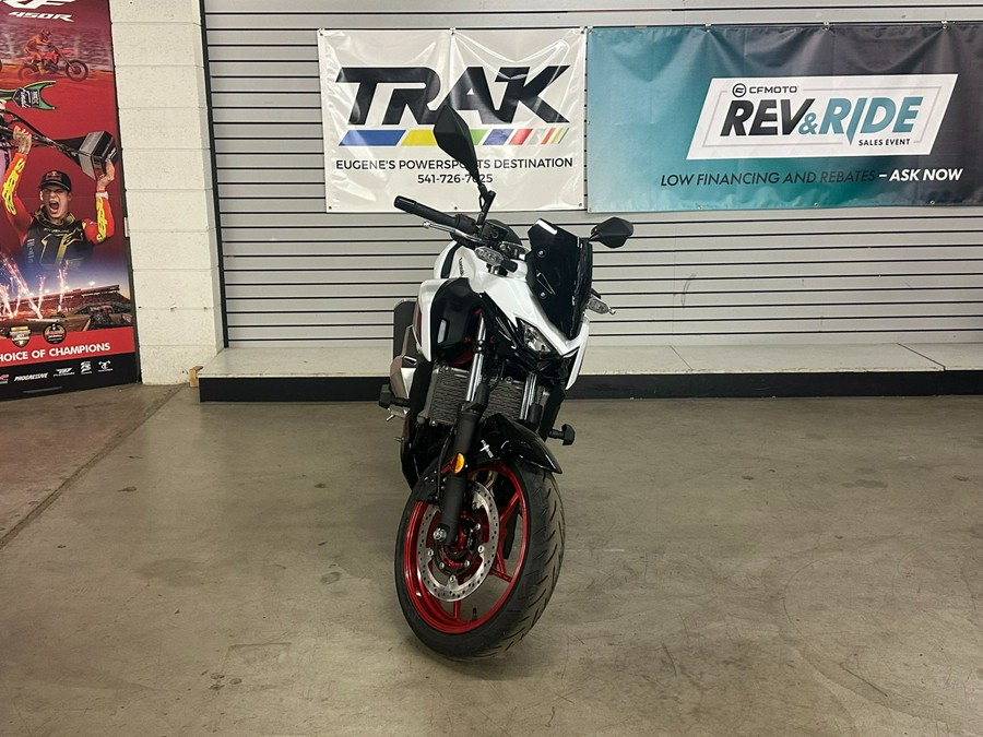 2026 Kawasaki Z500 SE ABS
