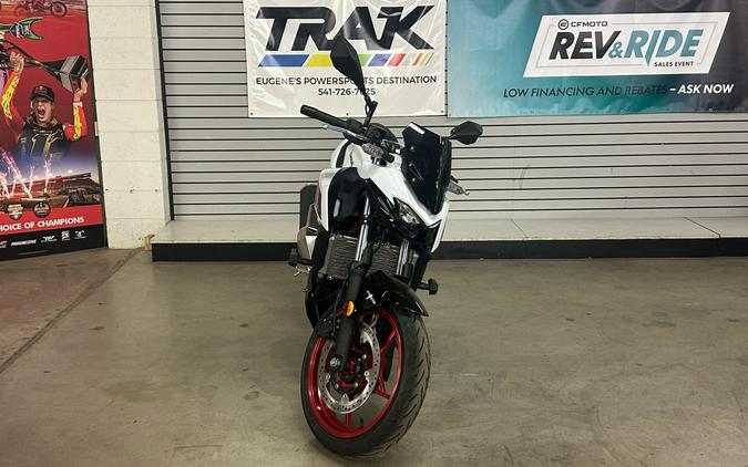2026 Kawasaki Z500 SE ABS