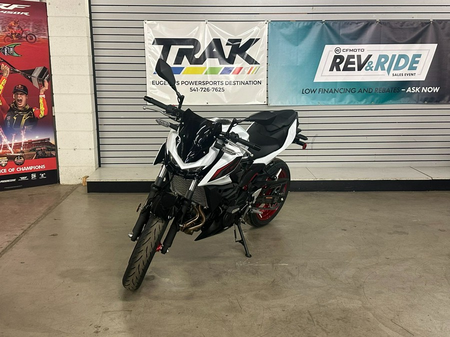 2026 Kawasaki Z500 SE ABS