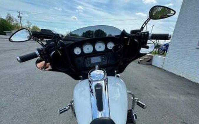 2016 Harley-Davidson Street Glide FLHX