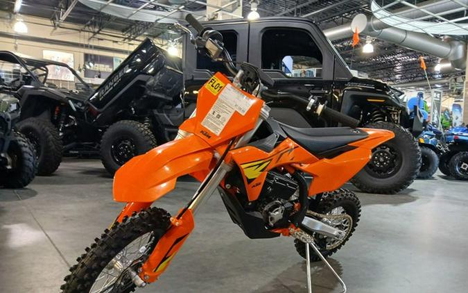 2027 KTM SX E 5