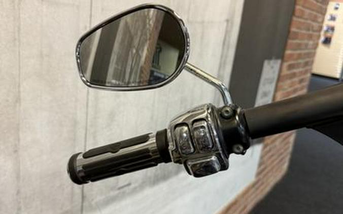 2005 Harley-Davidson® FXD - Dyna® Super Glide®