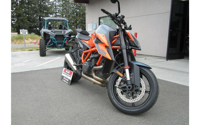 2020 KTM 1290 SUPER DUKE R