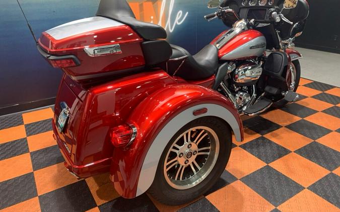 USED 2019 HARLEY-DAVIDSON TRI GLIDE ULTRA FLHTCUTG FOR SALE NEAR LAKEVILLE, MN