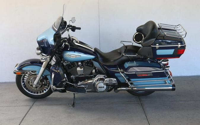 2013 Harley-Davidson® FLHTCU - Electra Glide® Ultra Classic®