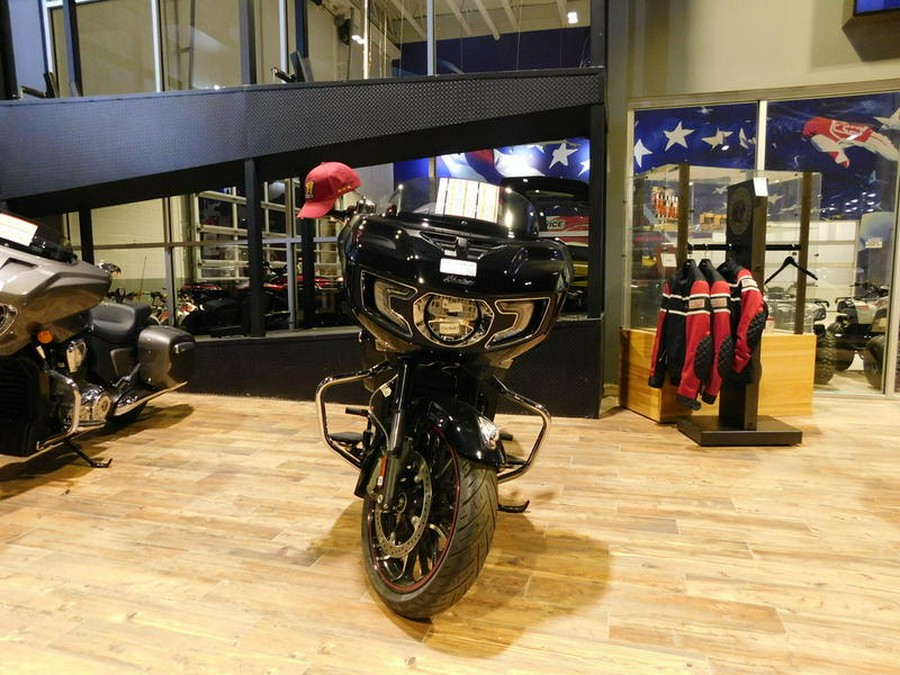 2023 Indian Motorcycle® Challenger® Limited Black Metallic