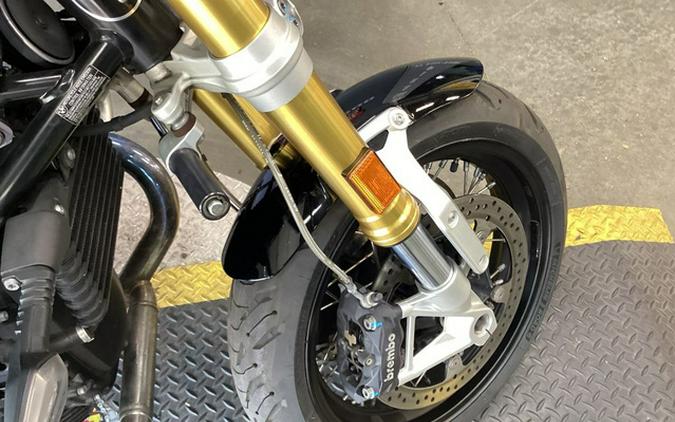 2021 BMW R nineT Black Storm Metallic