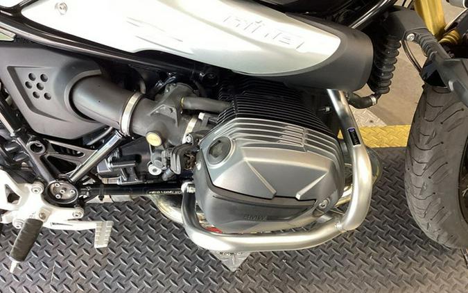 2021 BMW R nineT Black Storm Metallic
