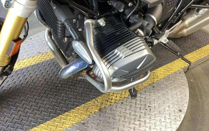 2021 BMW R nineT Black Storm Metallic