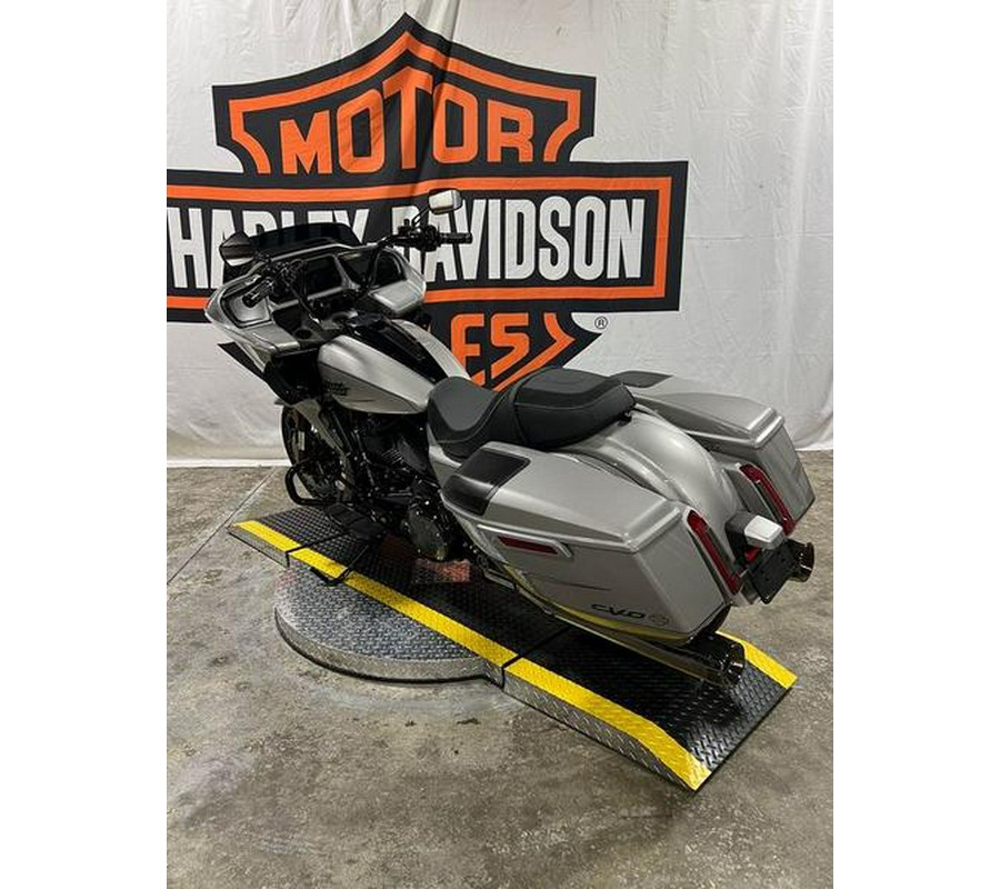 2023 Harley-Davidson® FLTRXSE - CVO™ Road Glide®