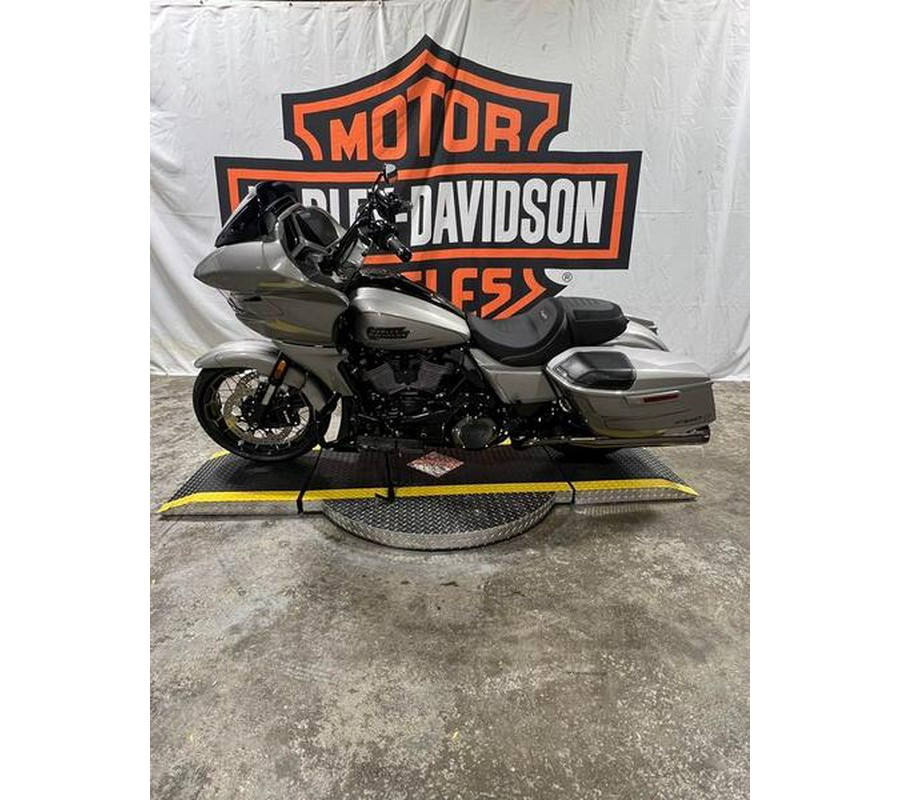 2023 Harley-Davidson® FLTRXSE - CVO™ Road Glide®