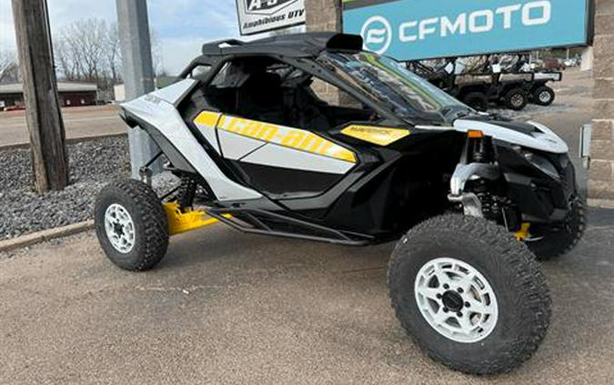 2024 Can-Am Maverick R