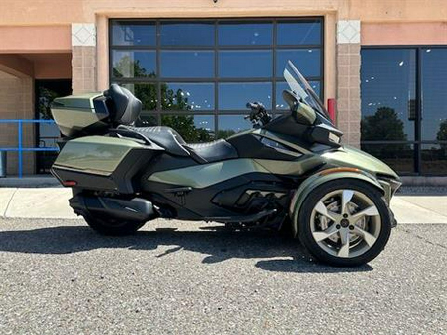 2021 Can-Am Spyder RT Sea-to-Sky