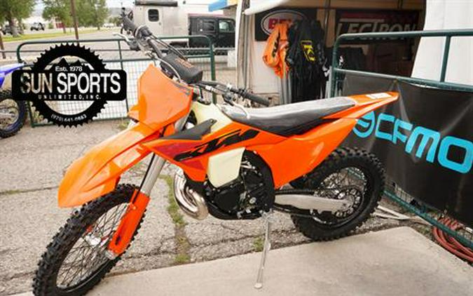 2025 KTM 300 XC
