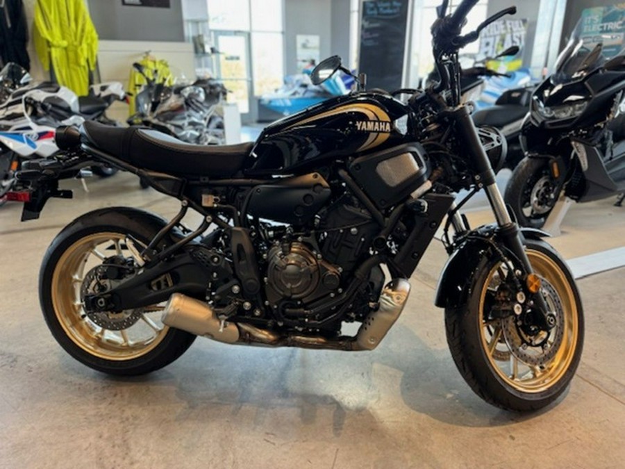 2024 Yamaha XSR 700