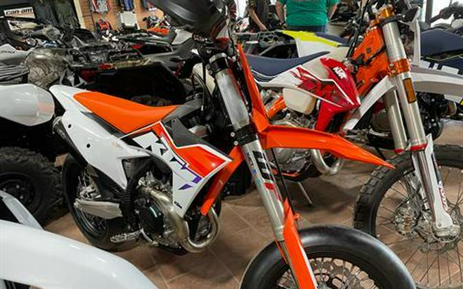 2023 KTM 450 SMR