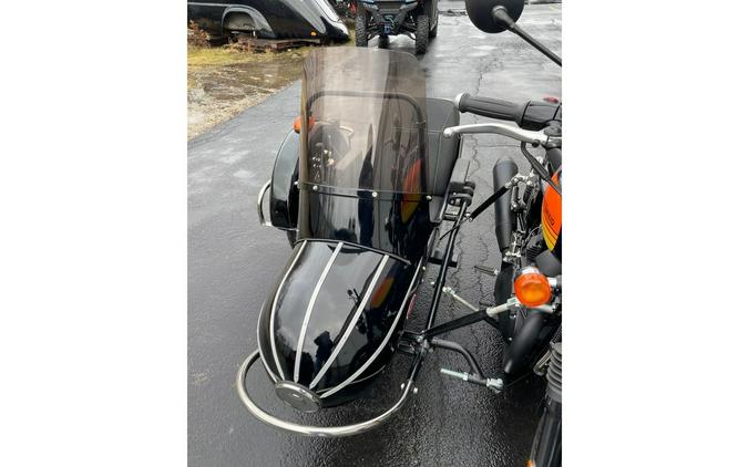 2024 Royal Enfield INT650 BARCELONA BLUE