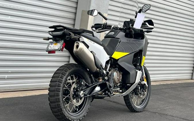 2023 Husqvarna Norden 901