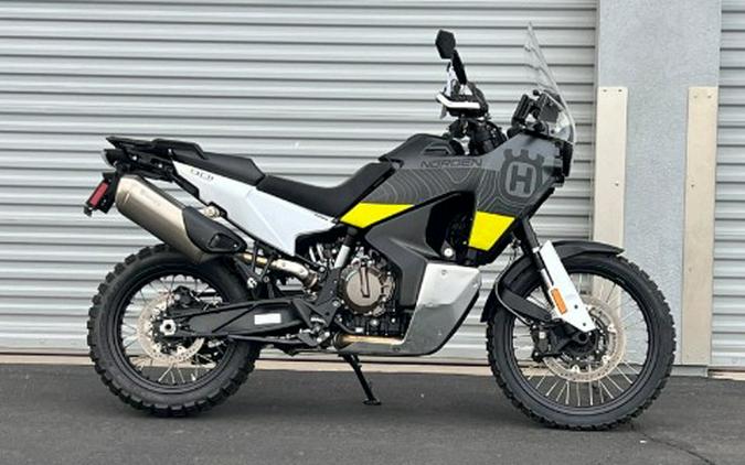 2023 Husqvarna Norden 901