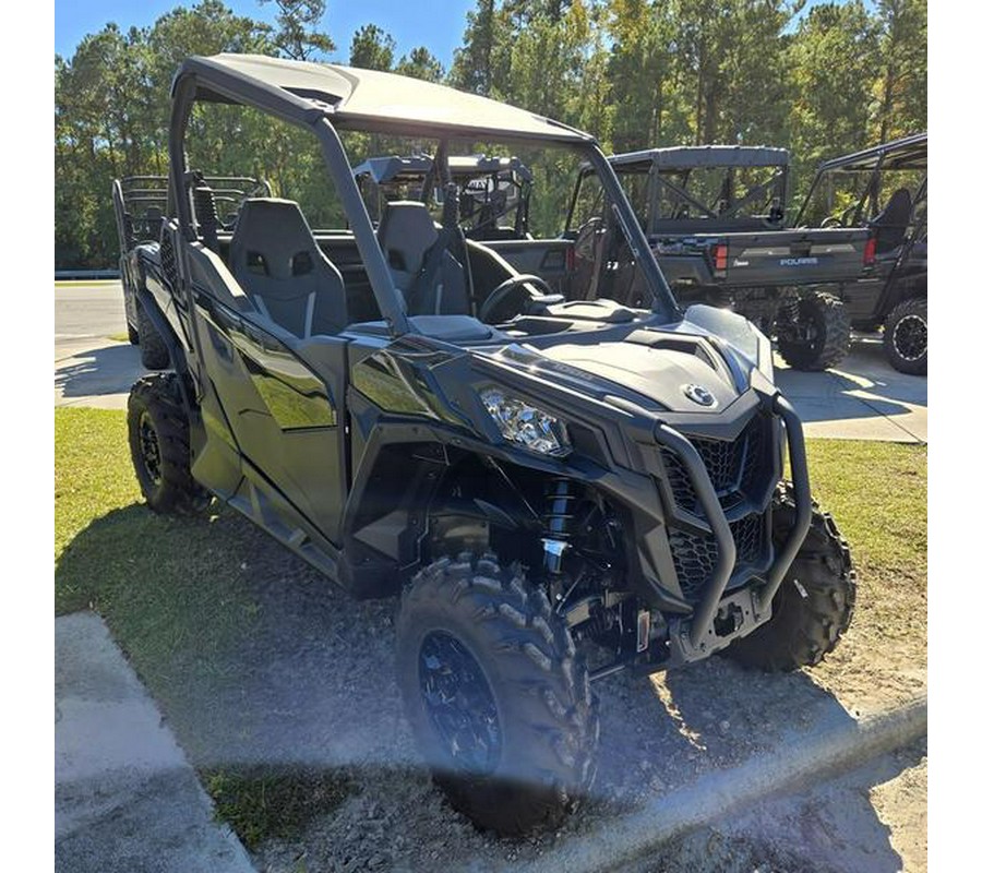2025 Can-Am® Maverick Trail DPS 1000