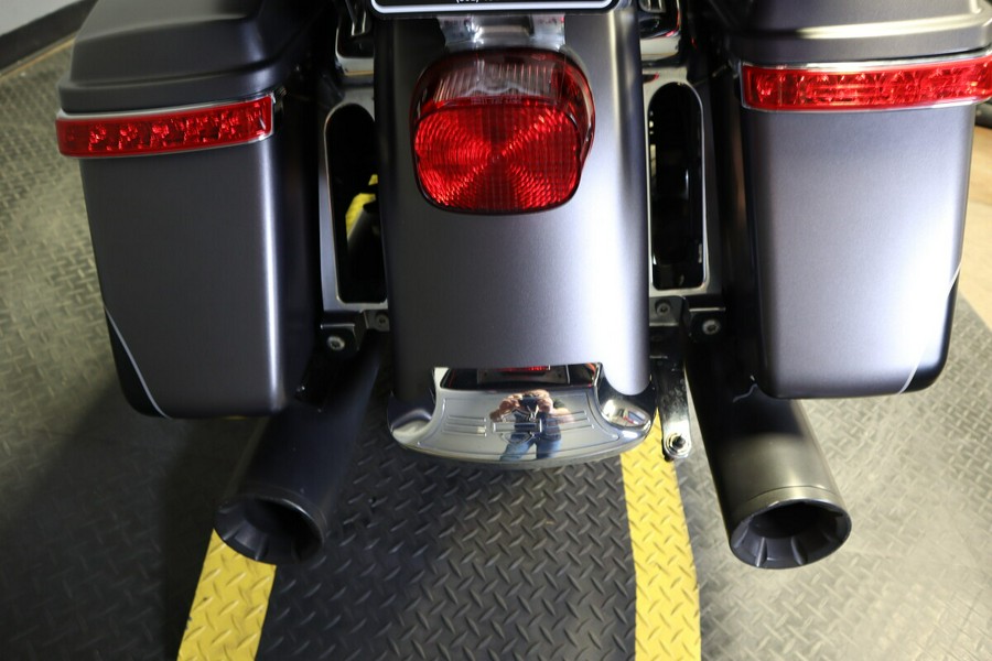 2017 Harley-Davidson Ultra Limited FLHTK