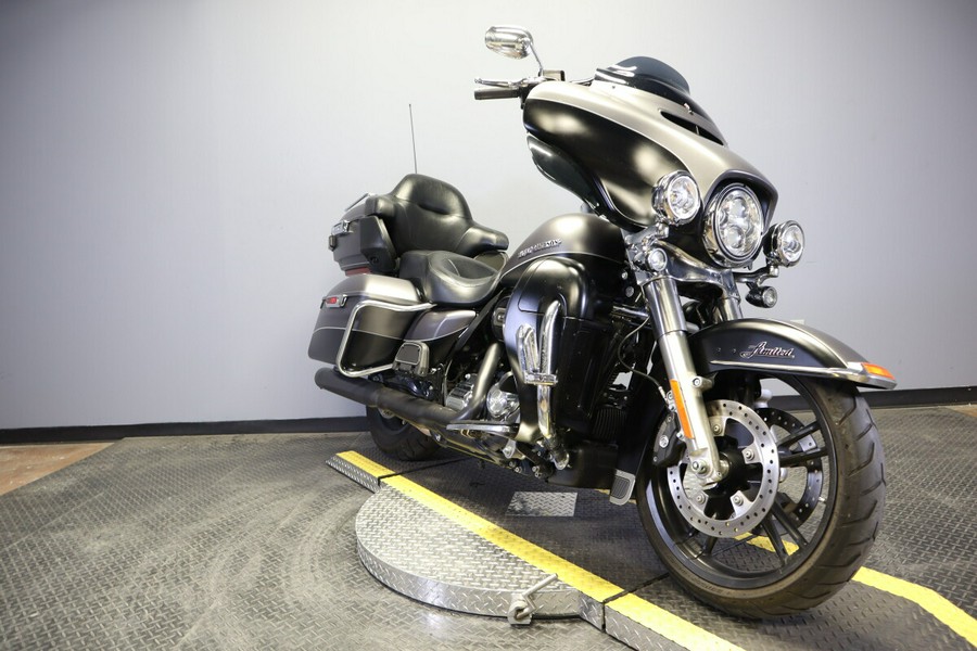 2017 Harley-Davidson Ultra Limited FLHTK
