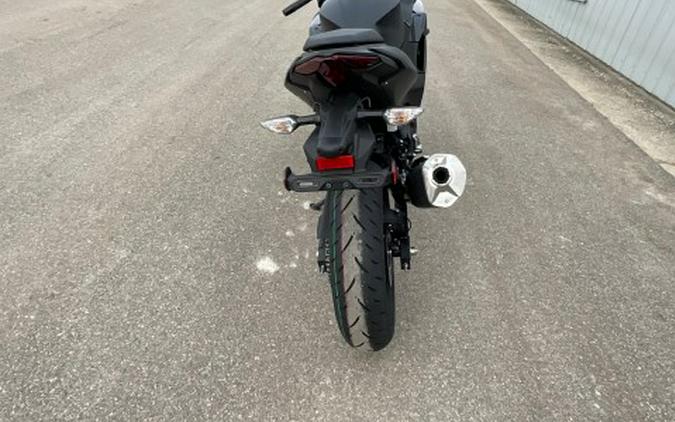 2026 Kawasaki Ninja® 500