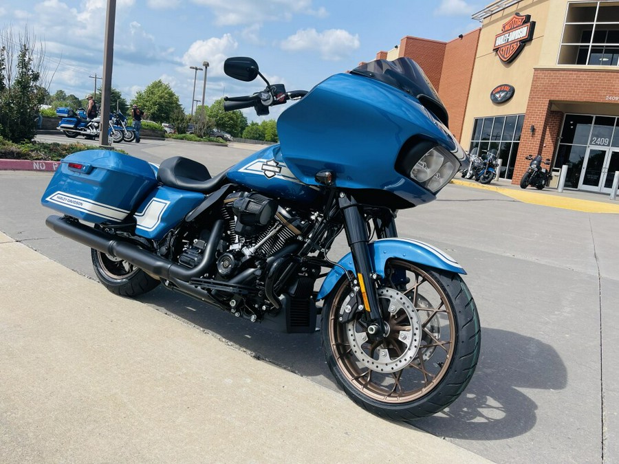 2023 HarleyDavidson Road Glide ST Enthusiast Collection "Fast Johnnie