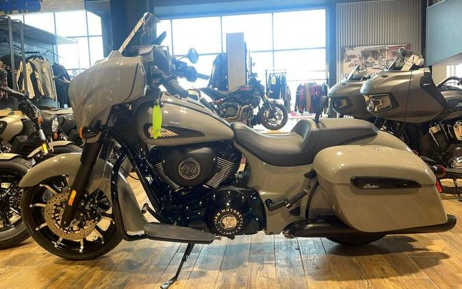 2023 Indian Motorcycle® Chieftain® Dark Horse® Quartz Gray