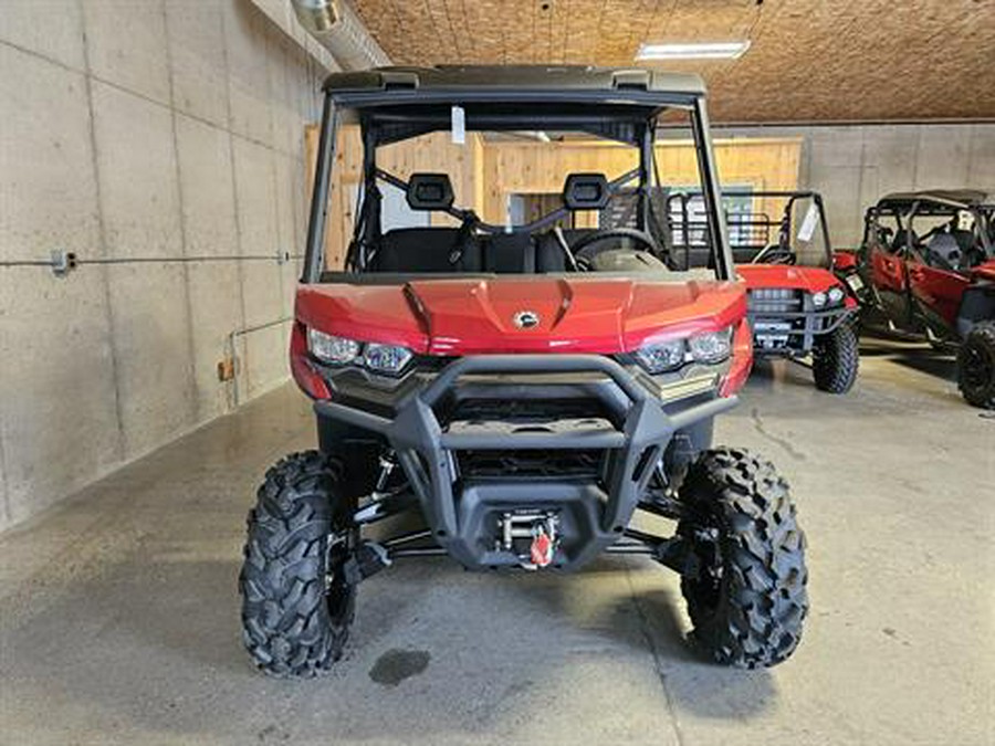 2024 Can-Am Defender XT HD10